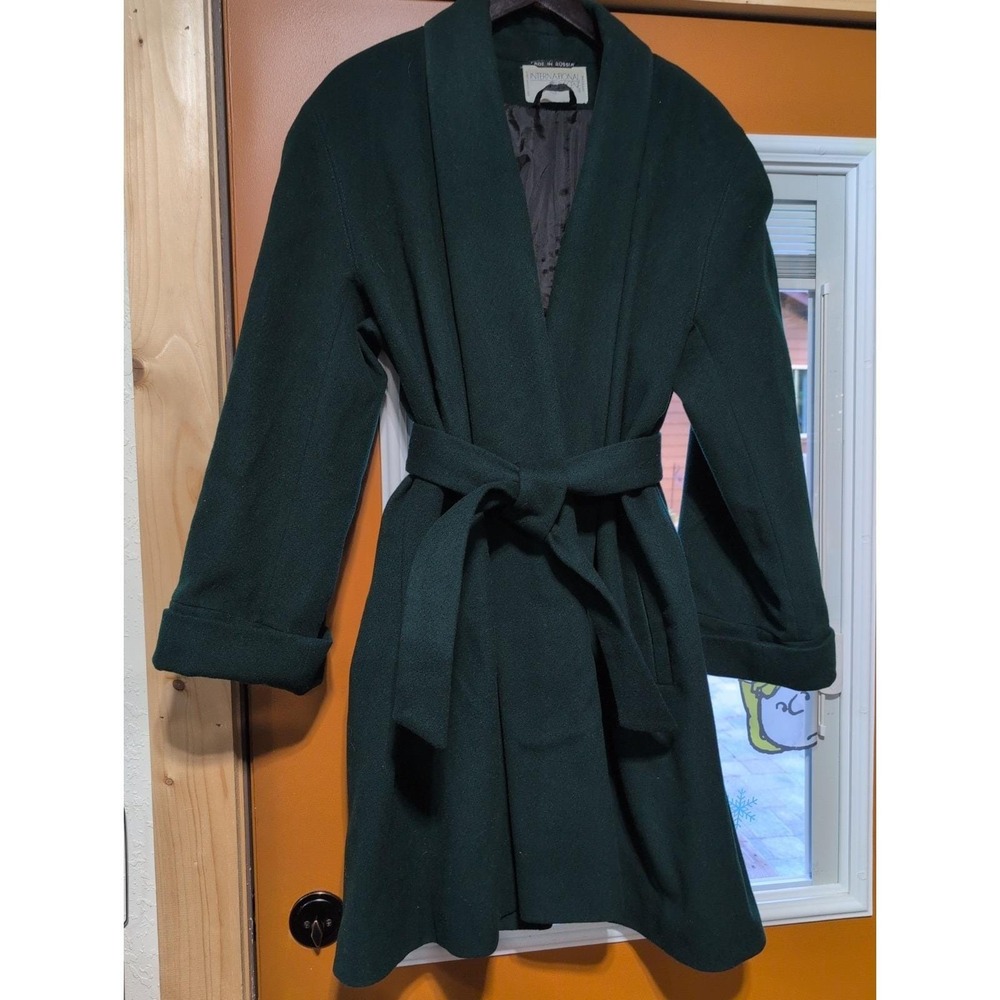 Vintage International Scene Green Belted Style Size 10 Made In Russia Mid Coat